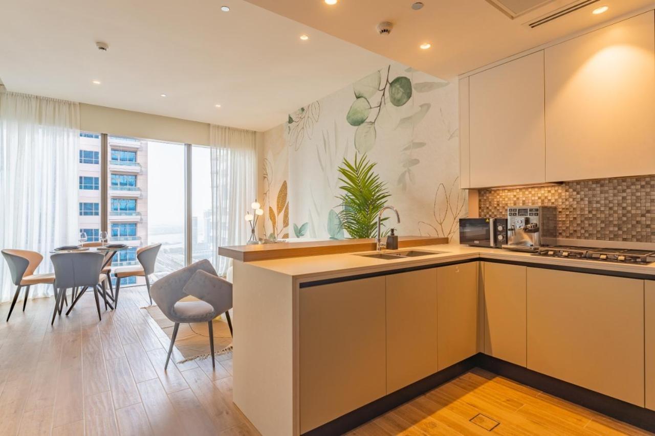 Desert Living Luxury Condo - Jumeirah Living Marina Gate Dubaj Kültér fotó