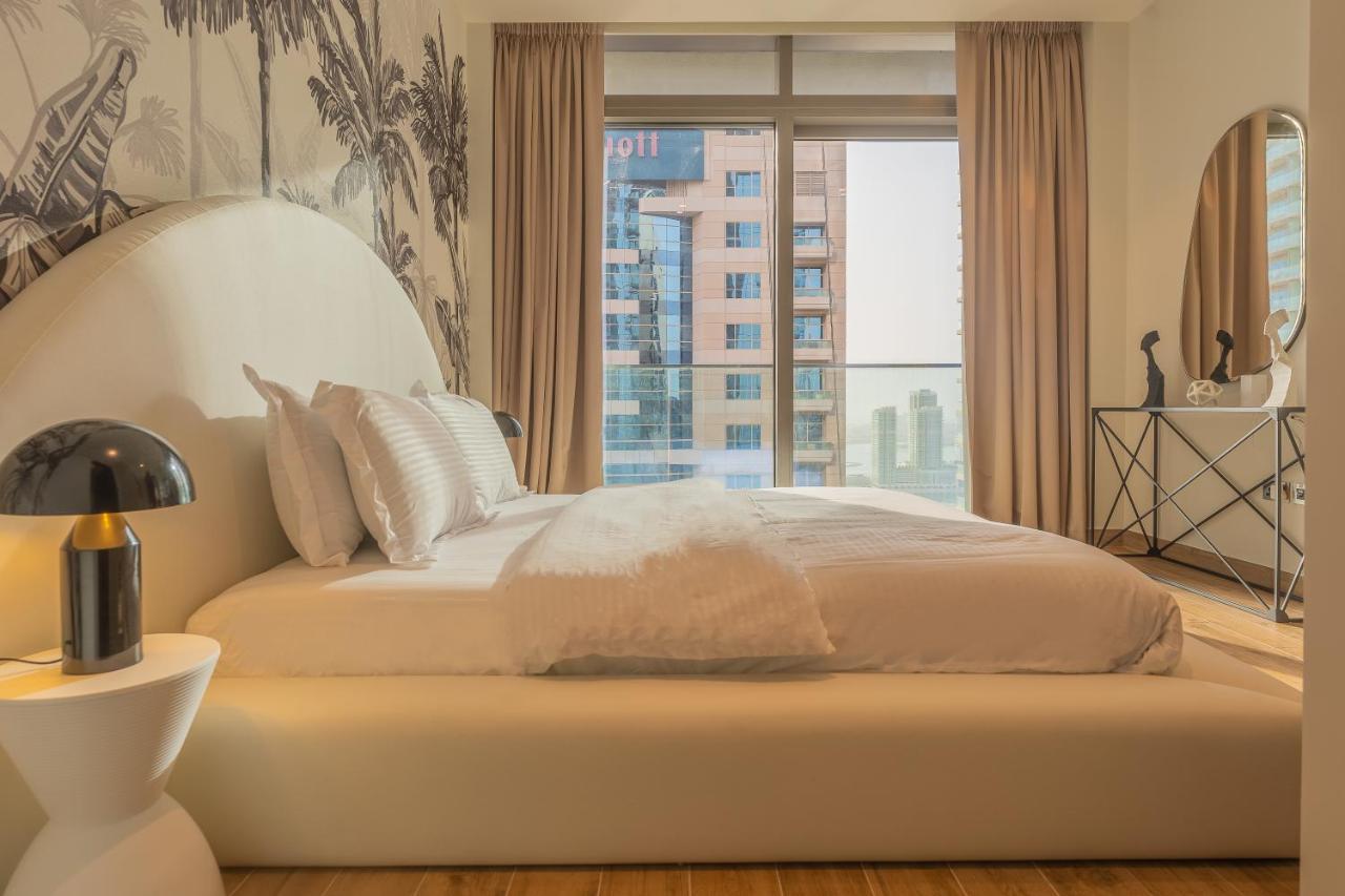 Desert Living Luxury Condo - Jumeirah Living Marina Gate Dubaj Kültér fotó