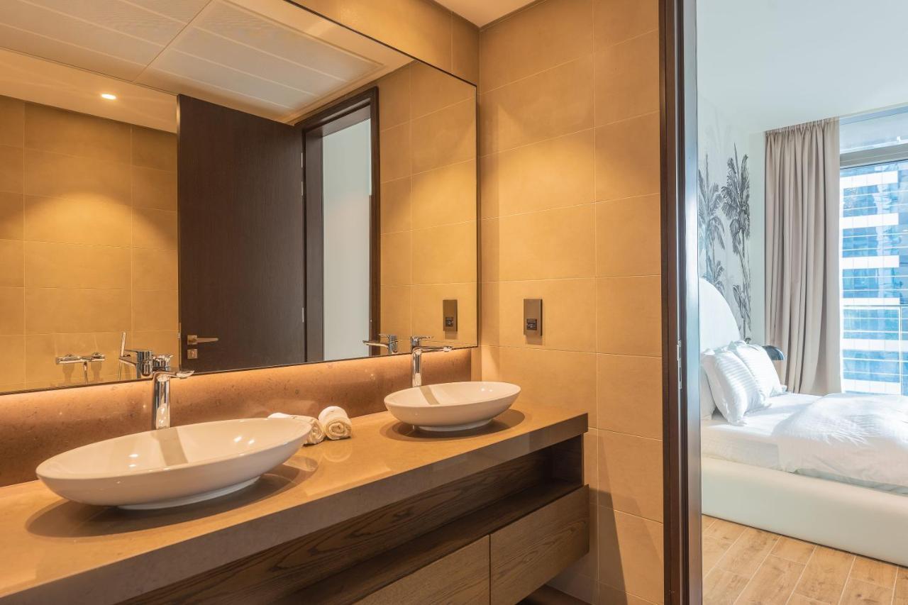 Desert Living Luxury Condo - Jumeirah Living Marina Gate Dubaj Kültér fotó